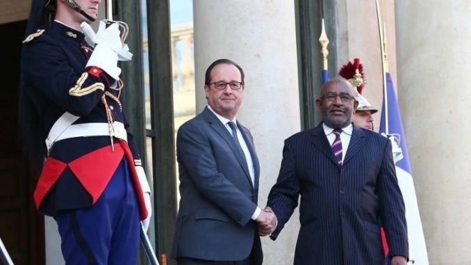 azali-hollande