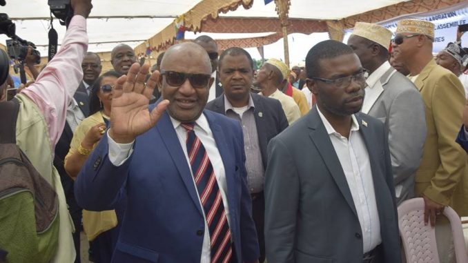 azali