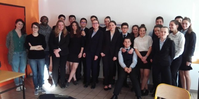 les-eleves-ont-vecu-une-rencontre-enrichissante-avec-le_2400501_667x333.jpg