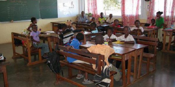 ecole_majicavo_2588872847_21e292cea8_o-639301-664383.jpg