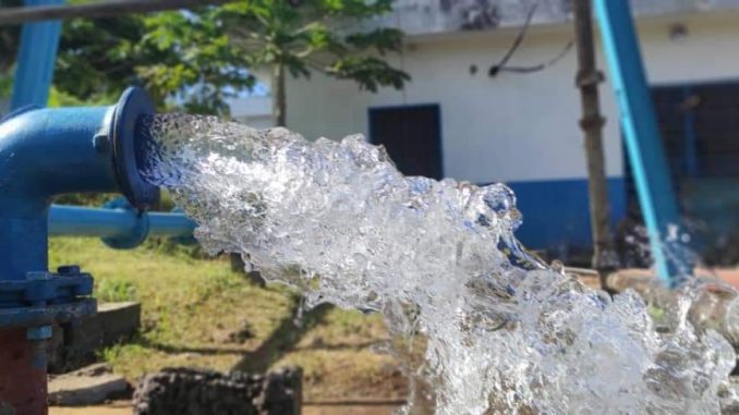 Eau
